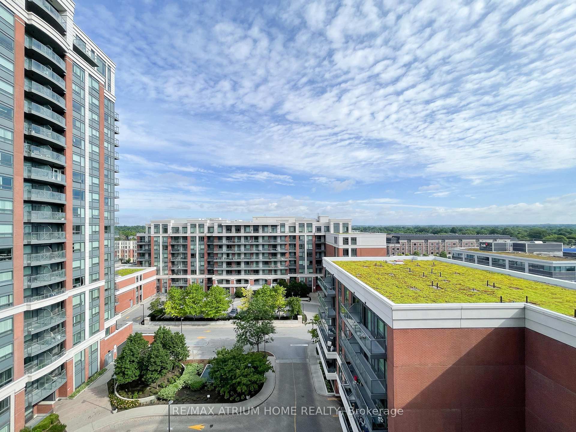 Photo 13 of Unit 1002, 8200 Birchmount Road, Markham, Unionville — HOMEH