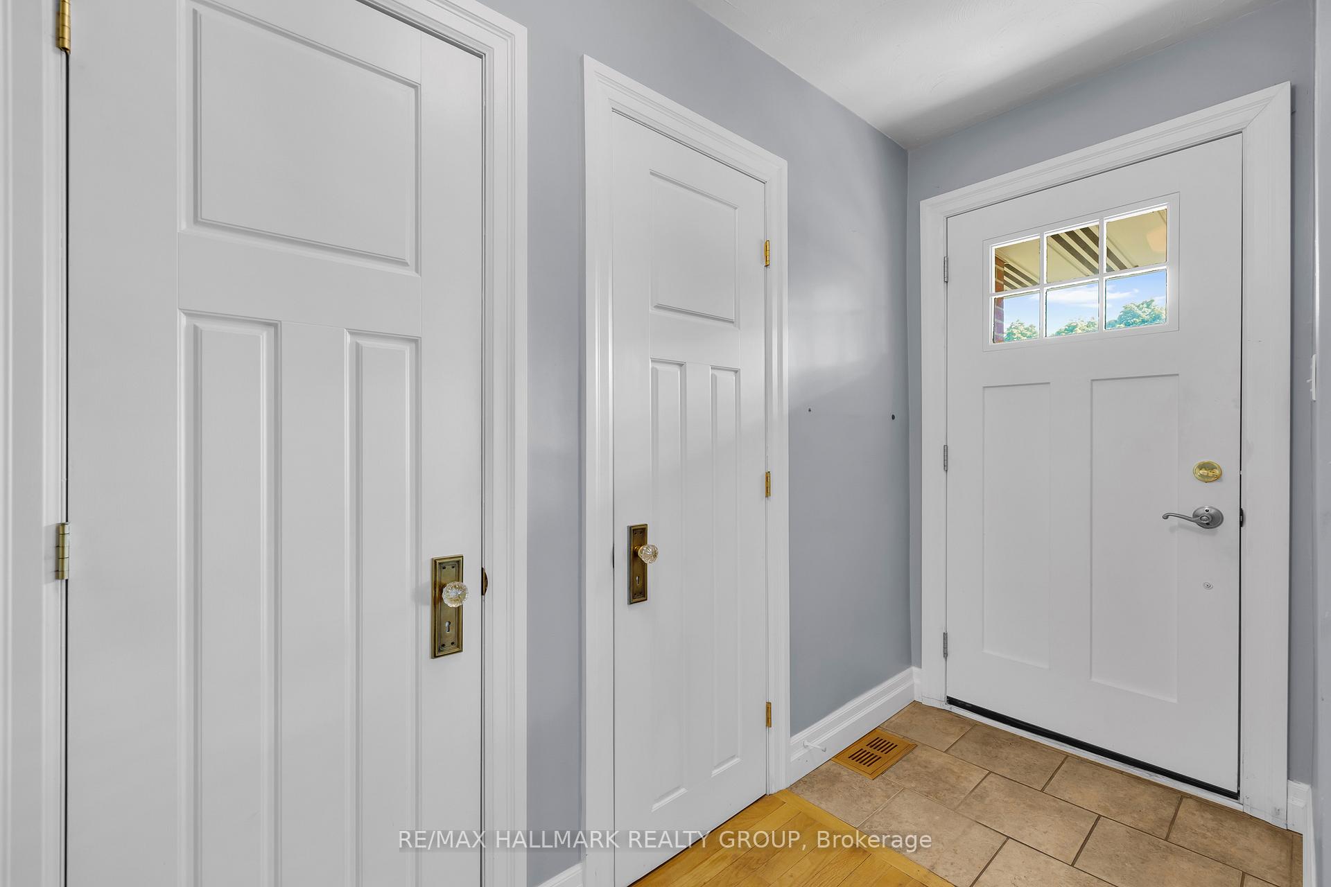 Photo 3 of 64 Ferguson Drive, Brockville — HOMEH