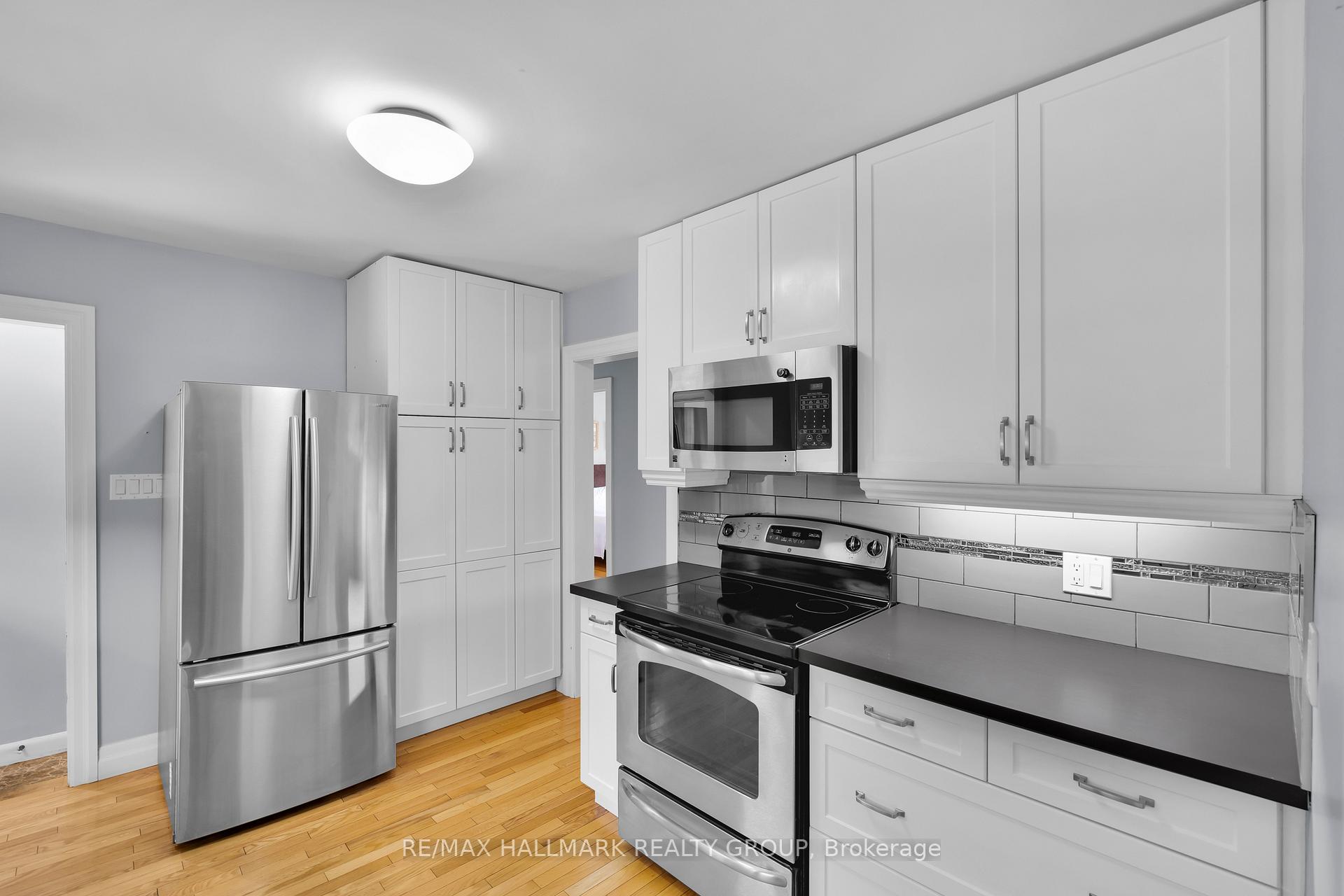 Photo 12 of 64 Ferguson Drive, Brockville — HOMEH