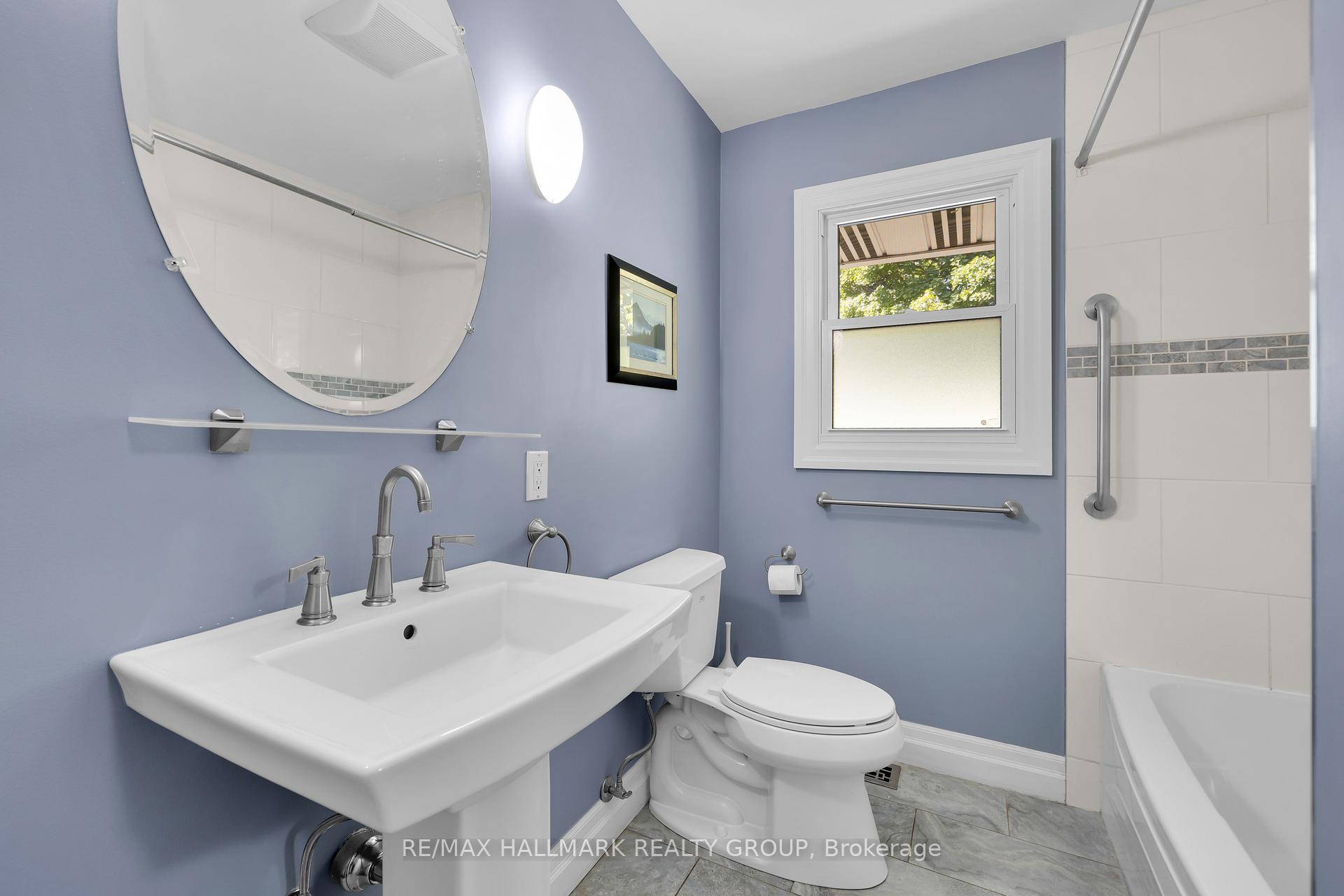 Photo 24 of 64 Ferguson Drive, Brockville — HOMEH