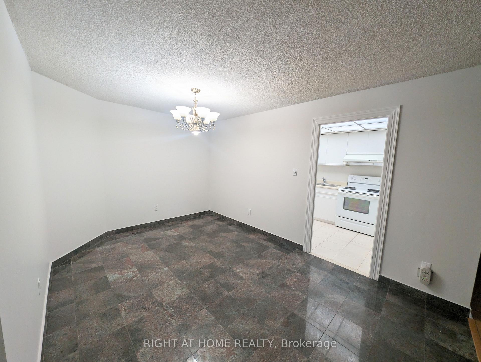 Photo 13 of Unit 506, 280 Simcoe Street, Toronto, Kensington-Chinatown — HOMEH