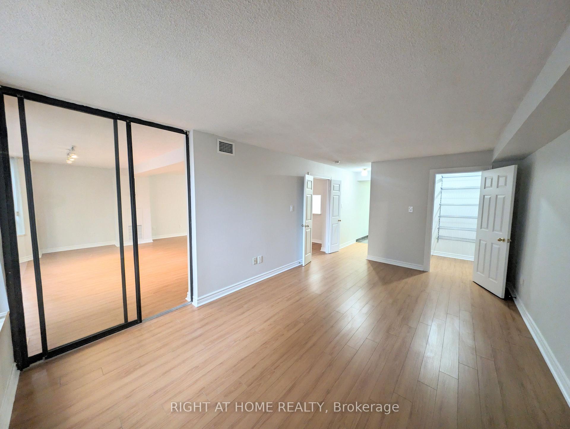 Photo 16 of Unit 506, 280 Simcoe Street, Toronto, Kensington-Chinatown — HOMEH