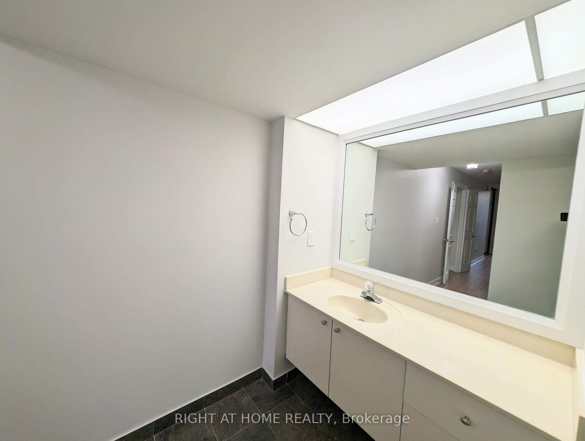 Photo 17 of Unit 506, 280 Simcoe Street, Toronto, Kensington-Chinatown — HOMEH