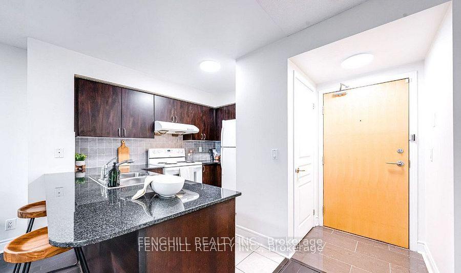 Photo 6 of Unit 217, 55 South Town Centre Boulevard, Markham, Unionville — HOMEH