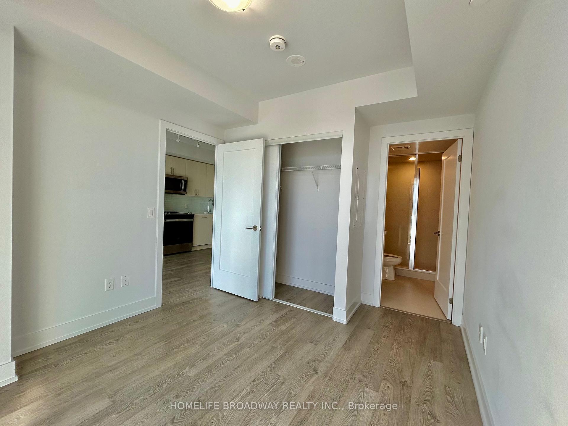 Photo 6 of Unit 2415, 2550 Simcoe Street N, Oshawa, Windfields — HOMEH