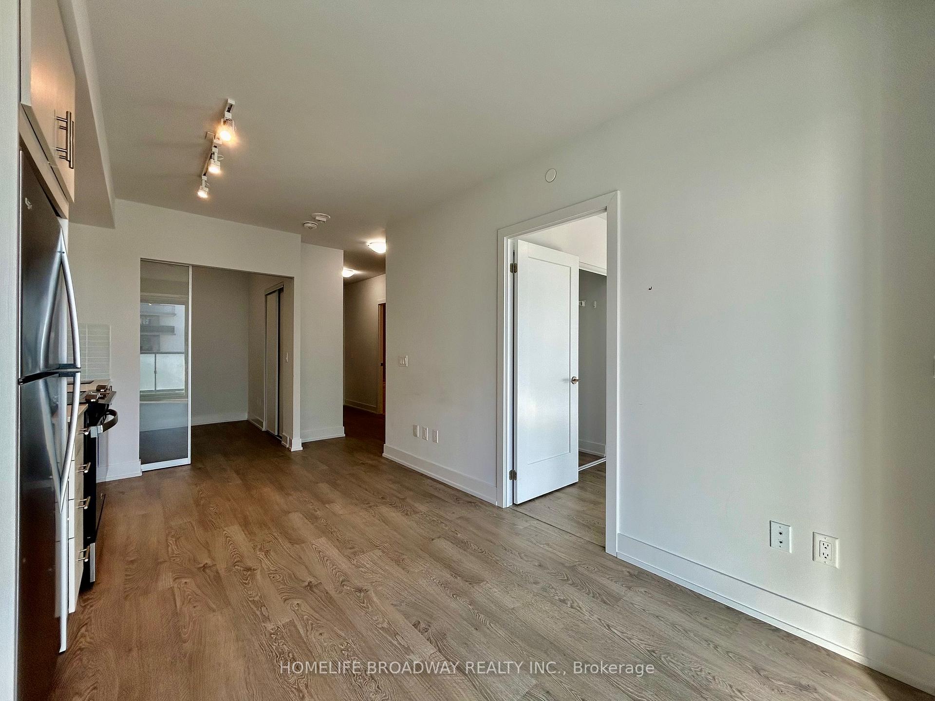 Photo 13 of Unit 2415, 2550 Simcoe Street N, Oshawa, Windfields — HOMEH
