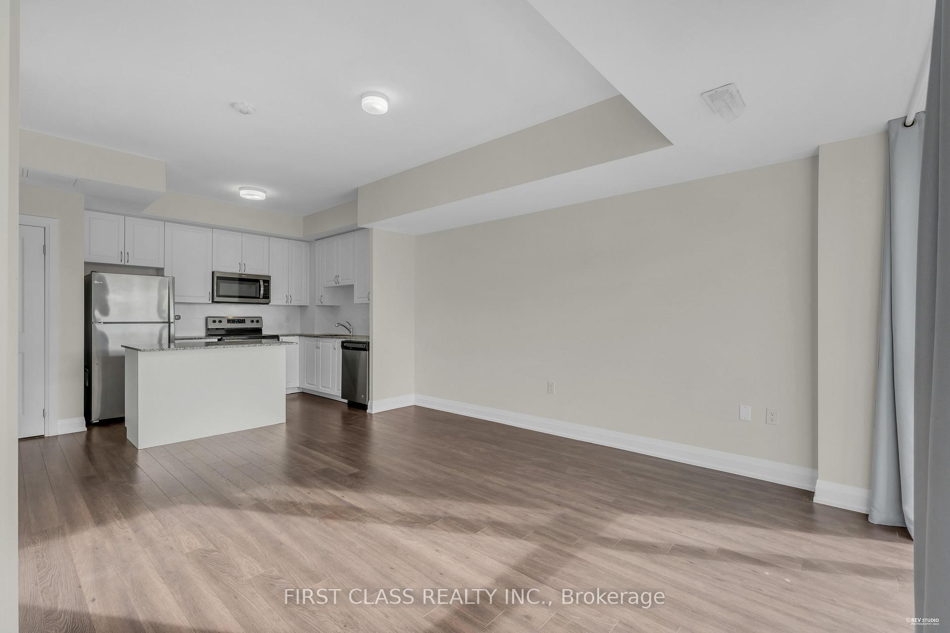 Photo 9 of Unit Suite 1003 unit 68, 32 Coles Avenue, Vaughan, Vaughan Grove — HOMEH