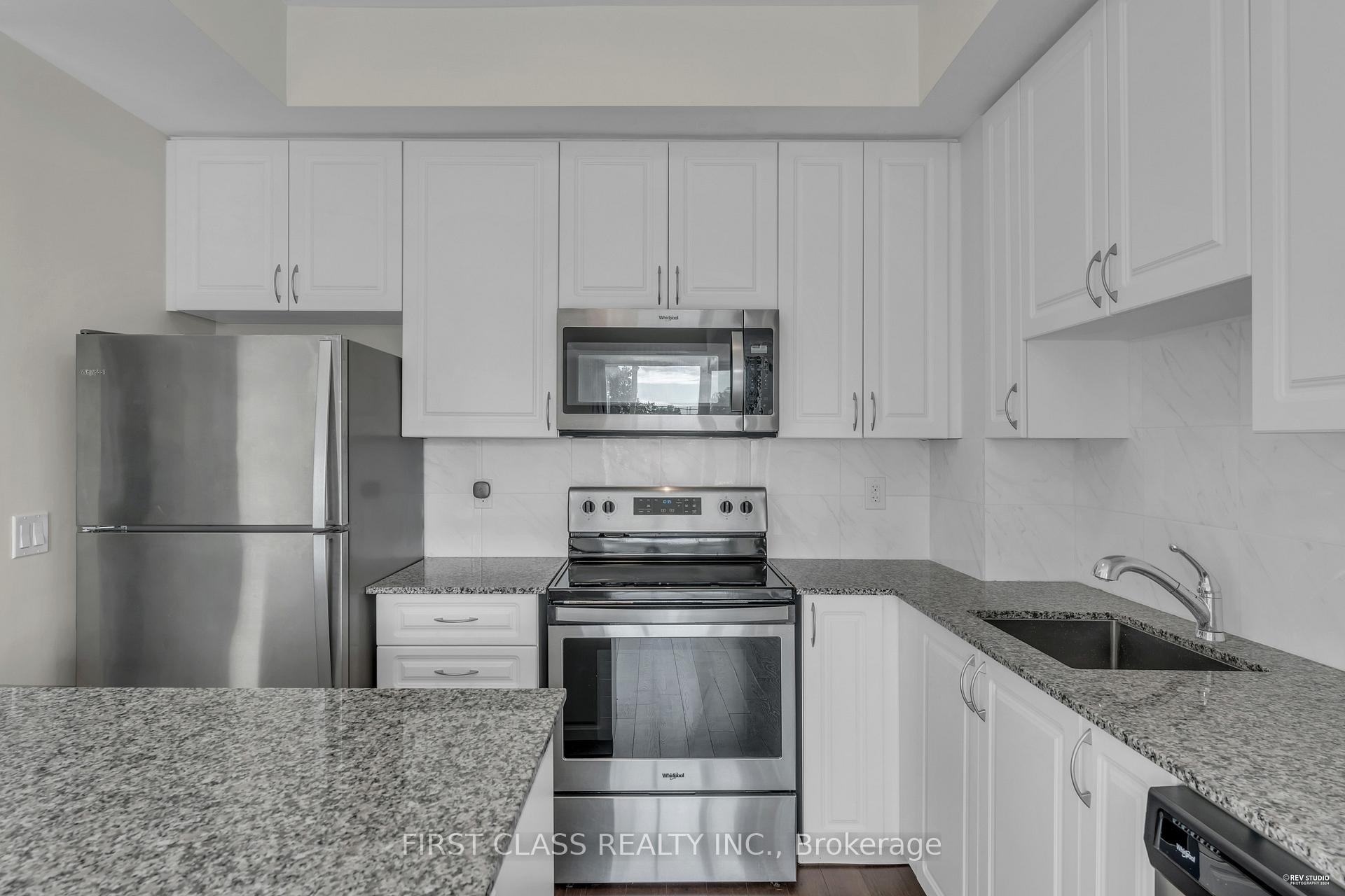 Photo 16 of Unit Suite 1003 unit 68, 32 Coles Avenue, Vaughan, Vaughan Grove — HOMEH