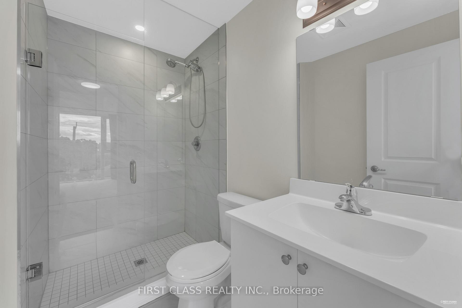 Photo 24 of Unit Suite 1003 unit 68, 32 Coles Avenue, Vaughan, Vaughan Grove — HOMEH