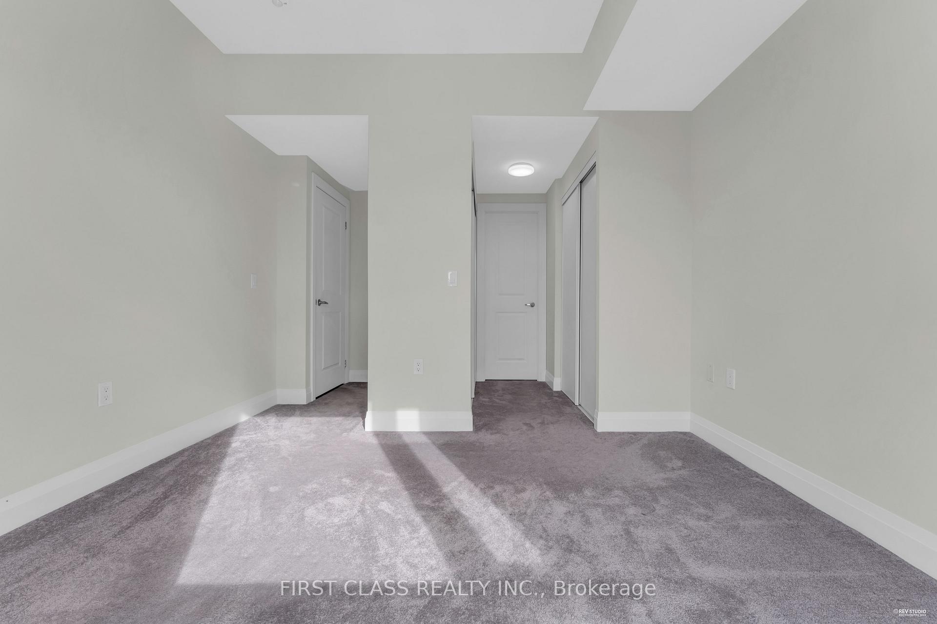 Photo 27 of Unit Suite 1003 unit 68, 32 Coles Avenue, Vaughan, Vaughan Grove — HOMEH