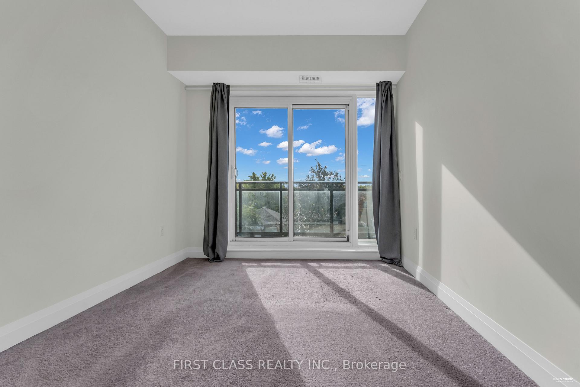 Photo 29 of Unit Suite 1003 unit 68, 32 Coles Avenue, Vaughan, Vaughan Grove — HOMEH