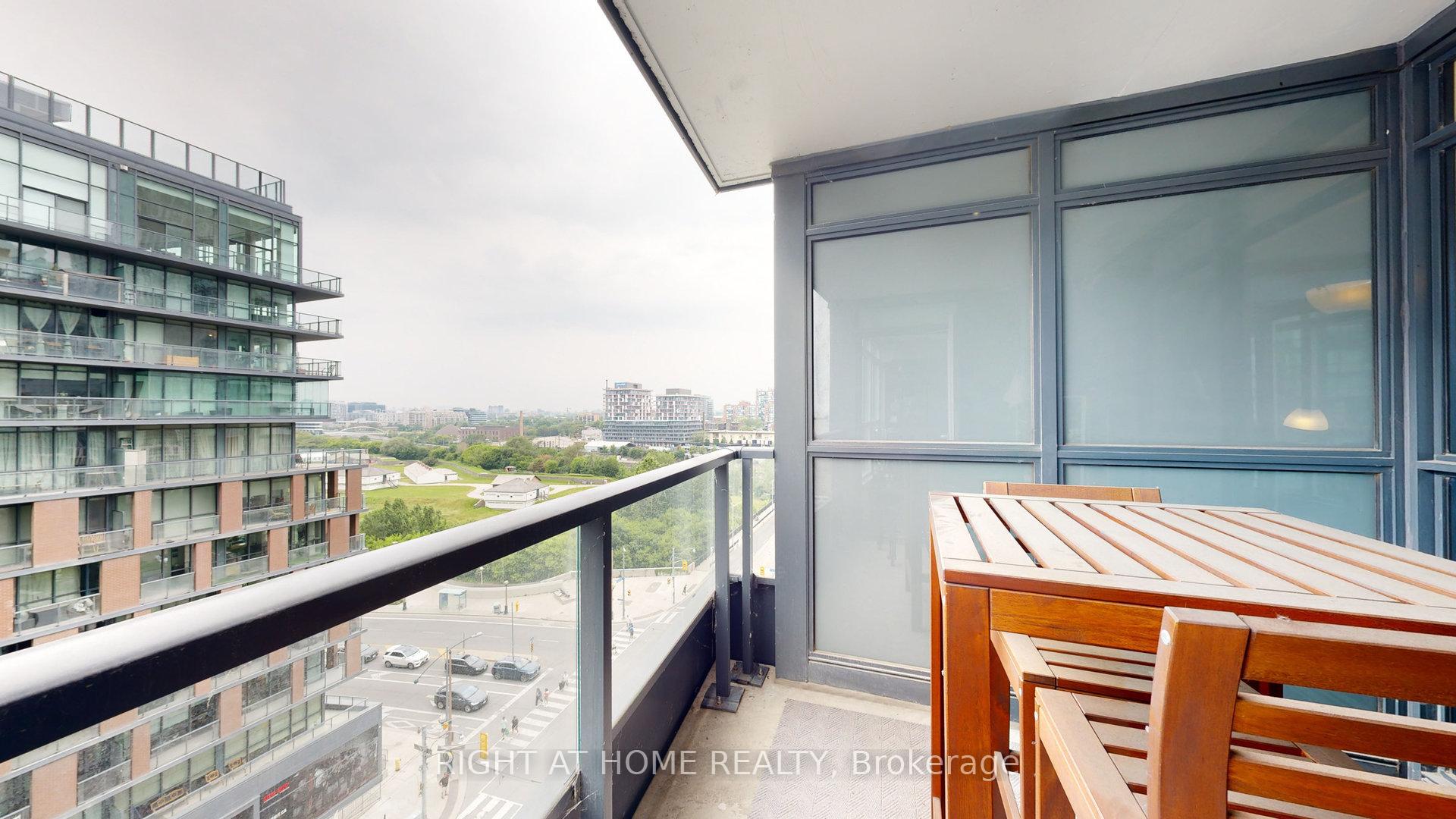 Photo 27 of Unit 1002, 80 Queens Wharf Road, Toronto, Waterfront Communities — HOMEH