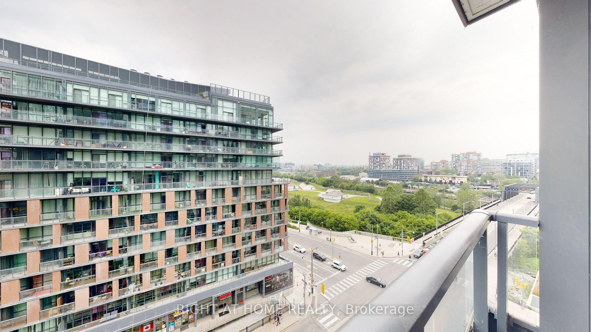 Photo 30 of Unit 1002, 80 Queens Wharf Road, Toronto, Waterfront Communities — HOMEH