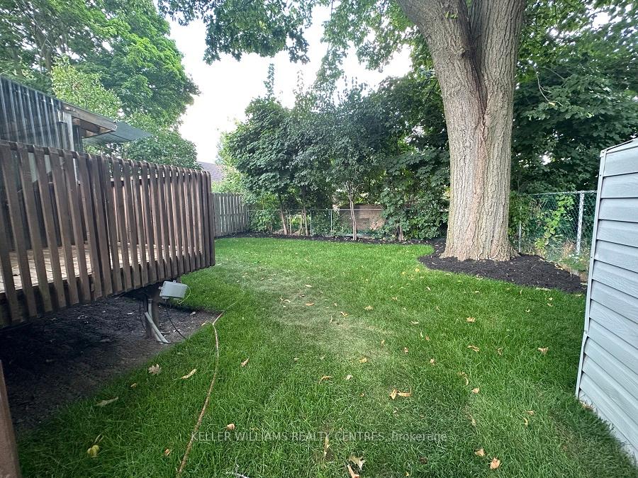 Photo 5 of Unit upper, 20 Queen Street, Barrie, Codrington — HOMEH