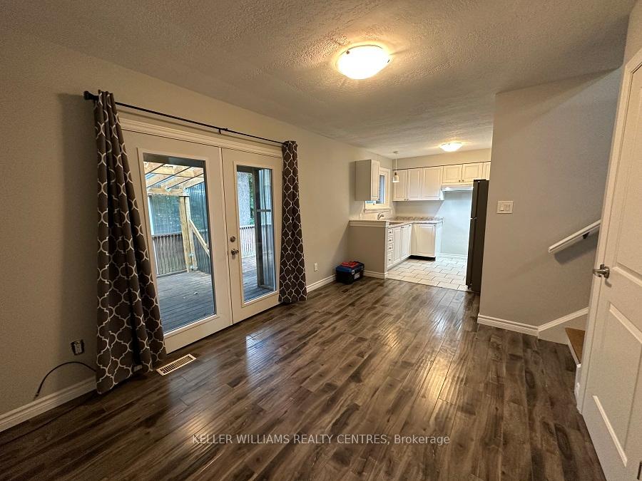 Photo 12 of Unit upper, 20 Queen Street, Barrie, Codrington — HOMEH