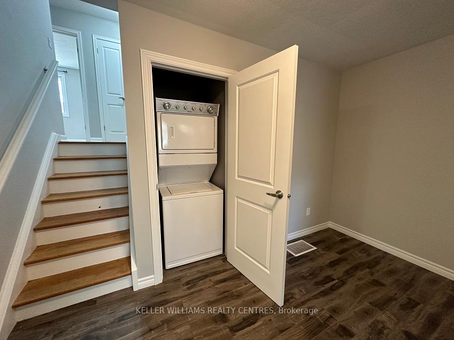 Photo 21 of Unit upper, 20 Queen Street, Barrie, Codrington — HOMEH