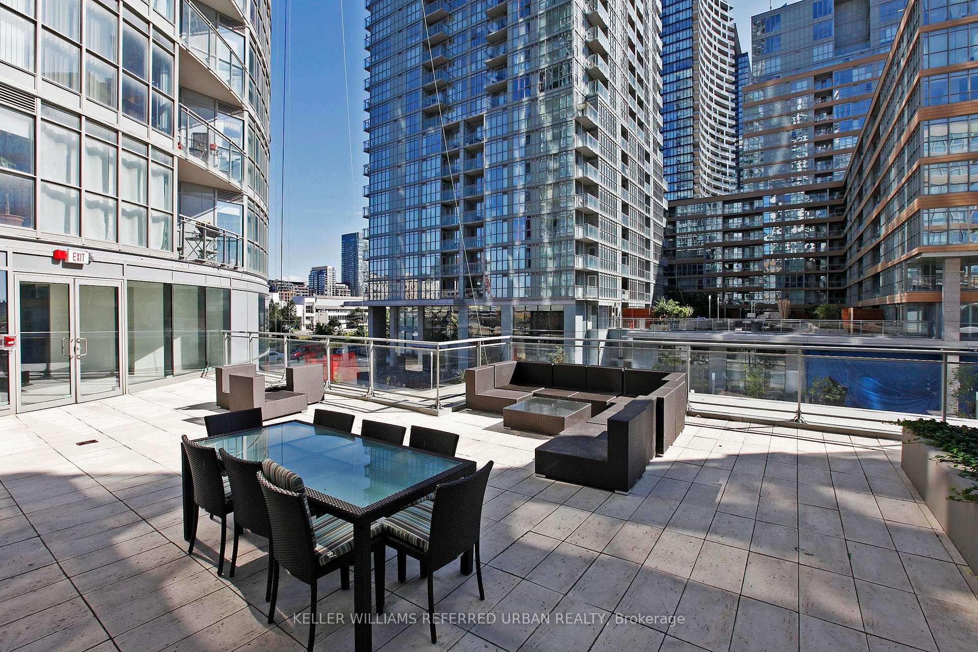 Photo 21 of Unit 3801, 21 Iceboat Terrace, Toronto, Waterfront Communities — HOMEH