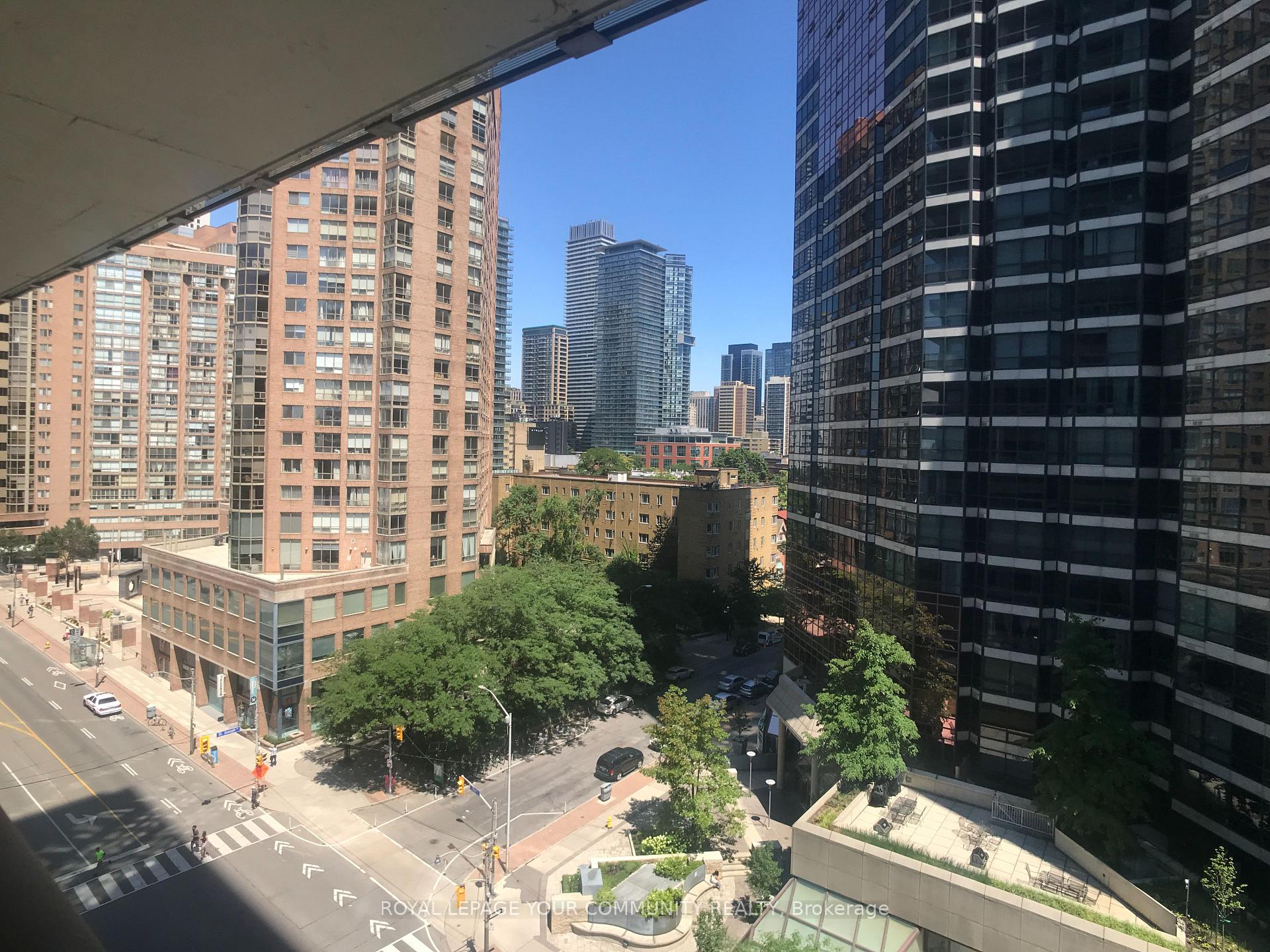 Photo 12 of Unit 902, 57 St Joseph Street, Toronto, Bay Street Corridor — HOMEH