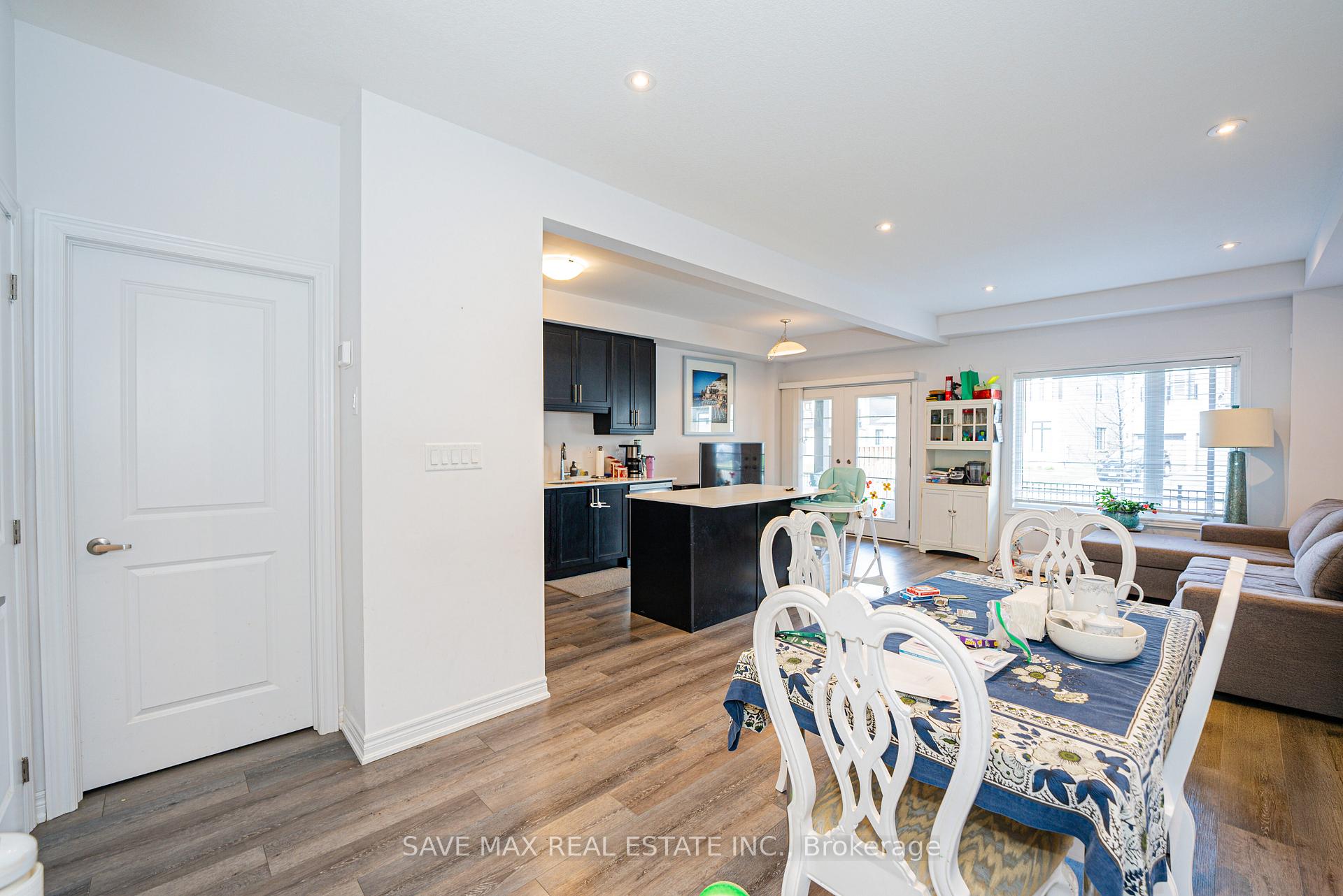 Photo 4 of Unit 97, 120 Court Drive, Brant, Paris — HOMEH