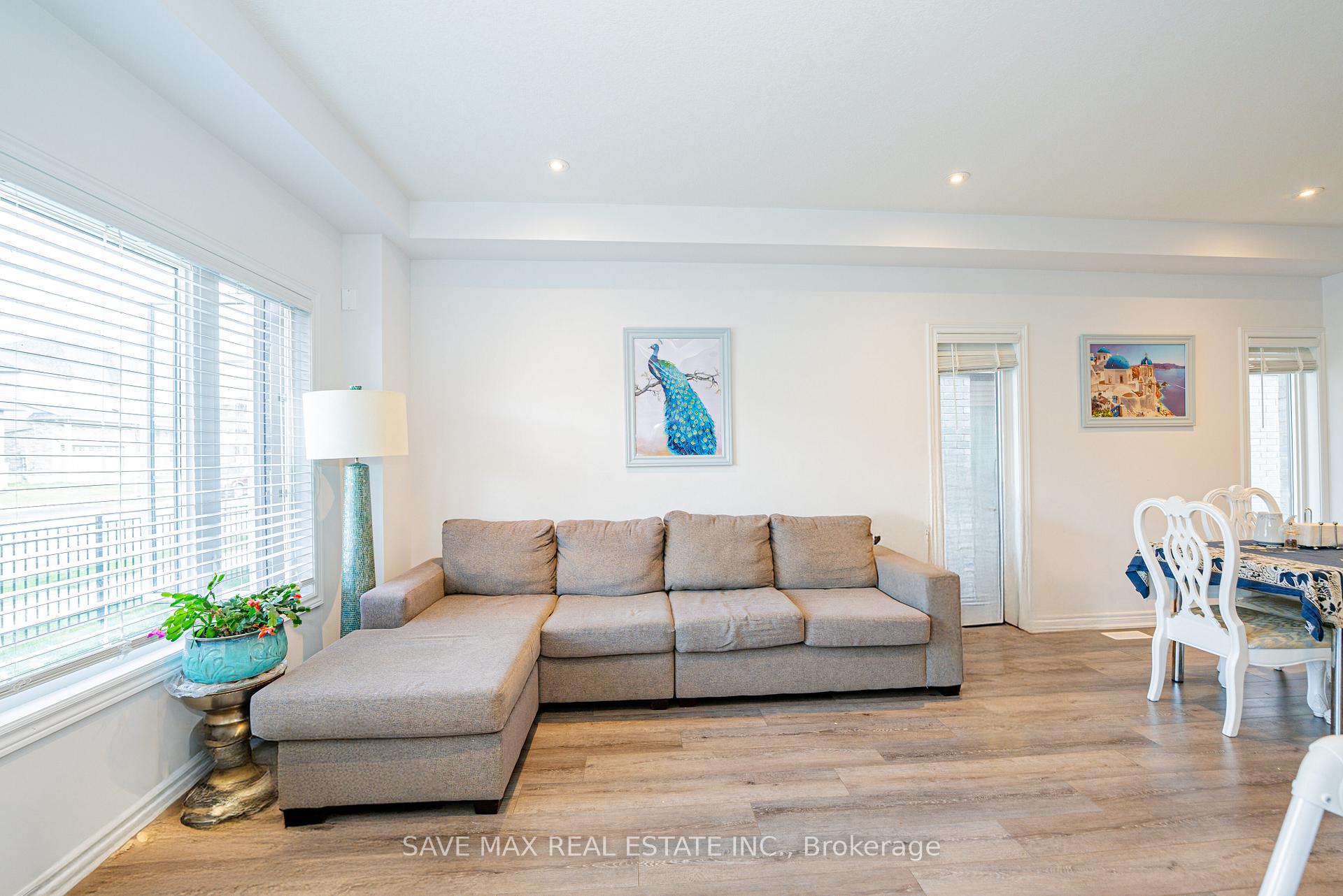 Photo 15 of Unit 97, 120 Court Drive, Brant, Paris — HOMEH