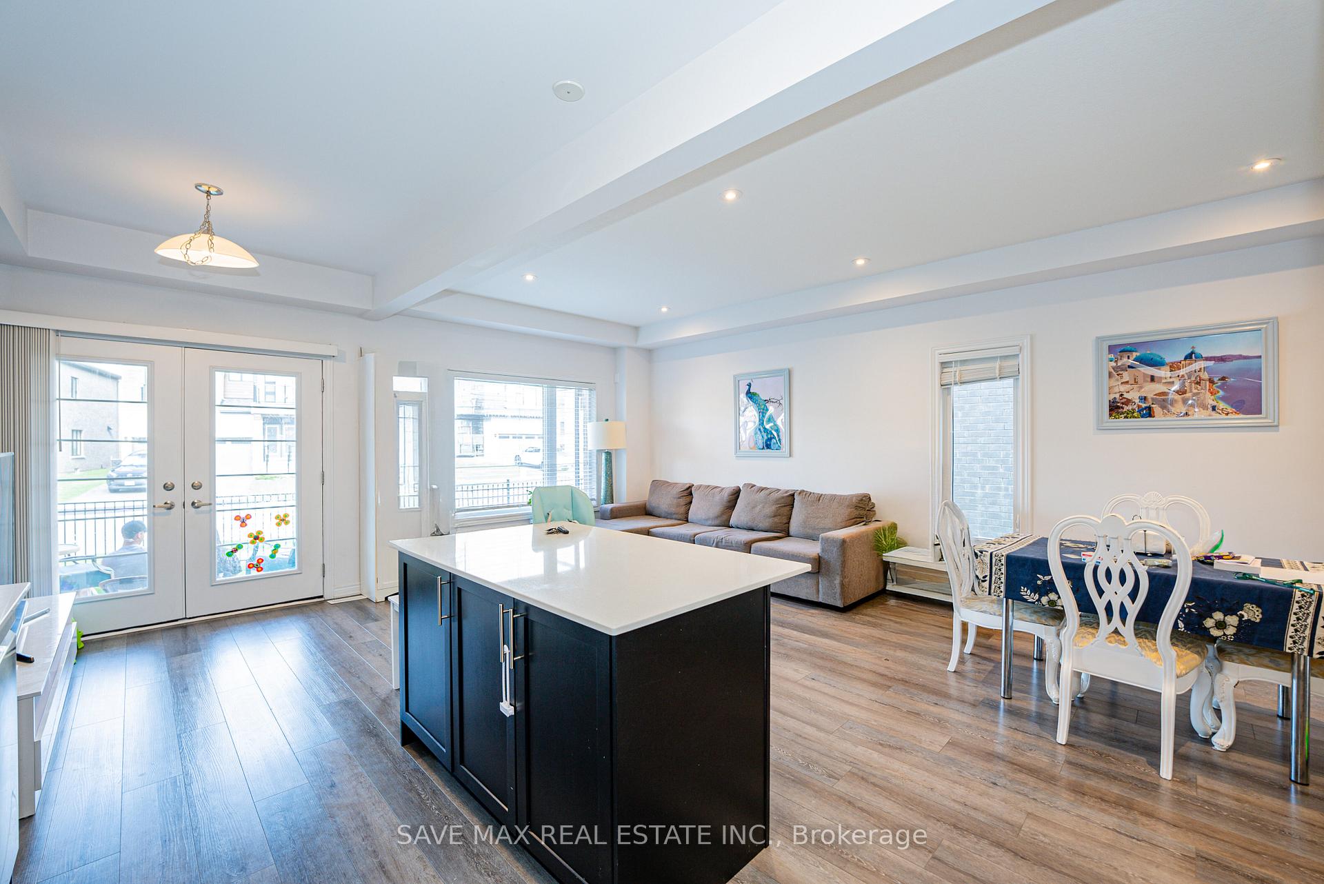 Photo 11 of Unit 97, 120 Court Drive, Brant, Paris — HOMEH