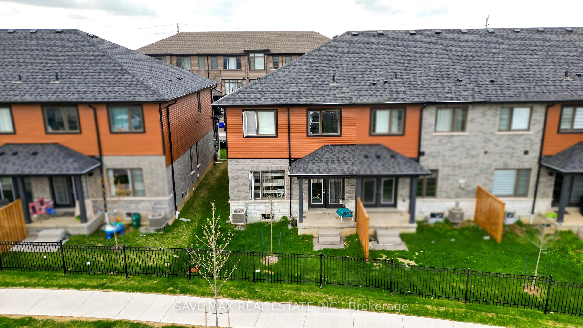 Photo 18 of Unit 97, 120 Court Drive, Brant, Paris — HOMEH