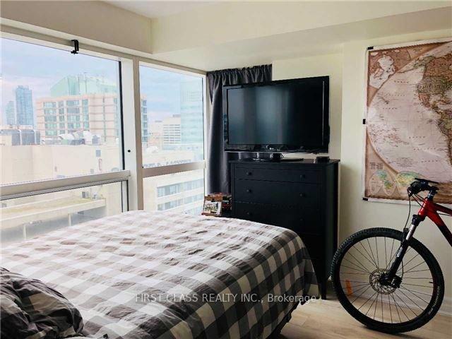 Photo 8 of Unit 2509, 386 Yonge Street, Toronto, Bay Street Corridor — HOMEH