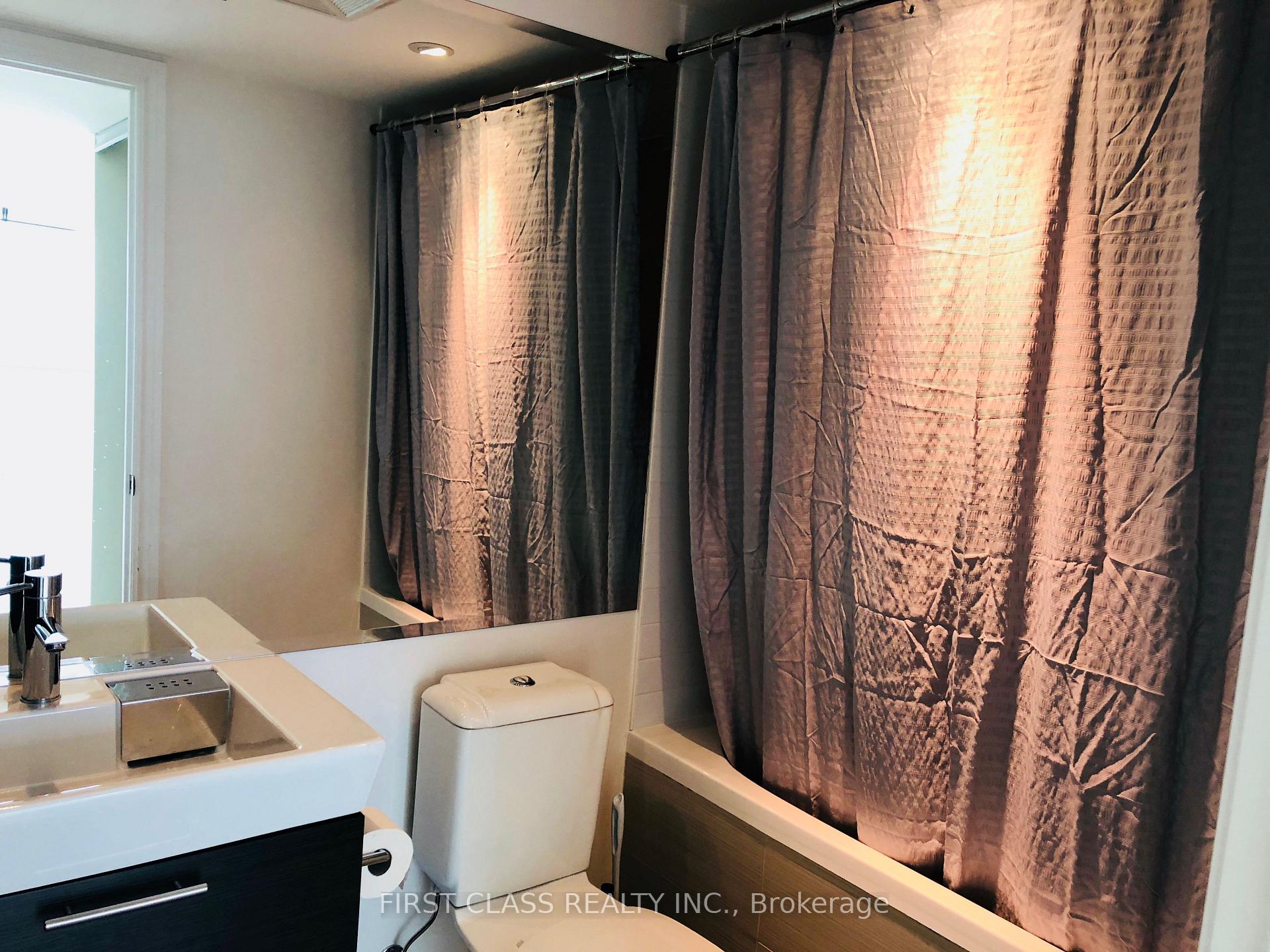 Photo 11 of Unit 2509, 386 Yonge Street, Toronto, Bay Street Corridor — HOMEH