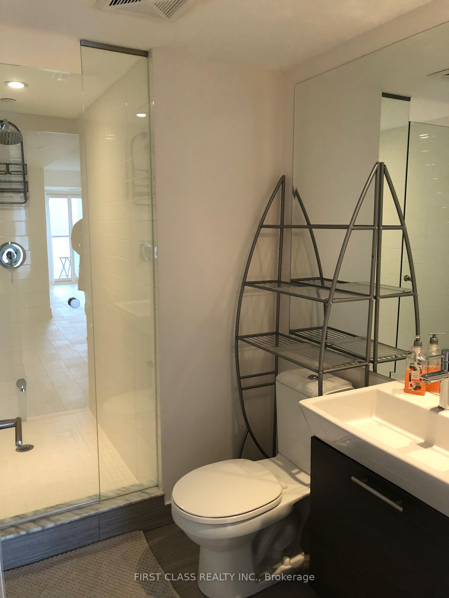 Photo 12 of Unit 2509, 386 Yonge Street, Toronto, Bay Street Corridor — HOMEH