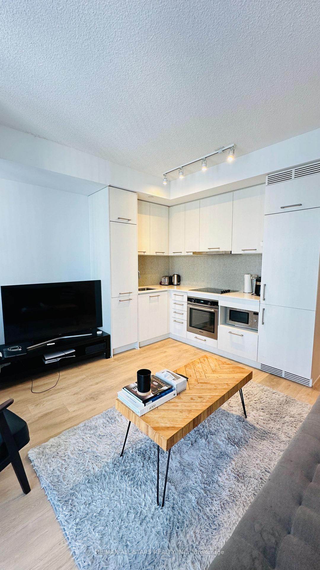 Photo 4 of Unit 3608, 87 Peter Street, Toronto, Waterfront Communities — HOMEH