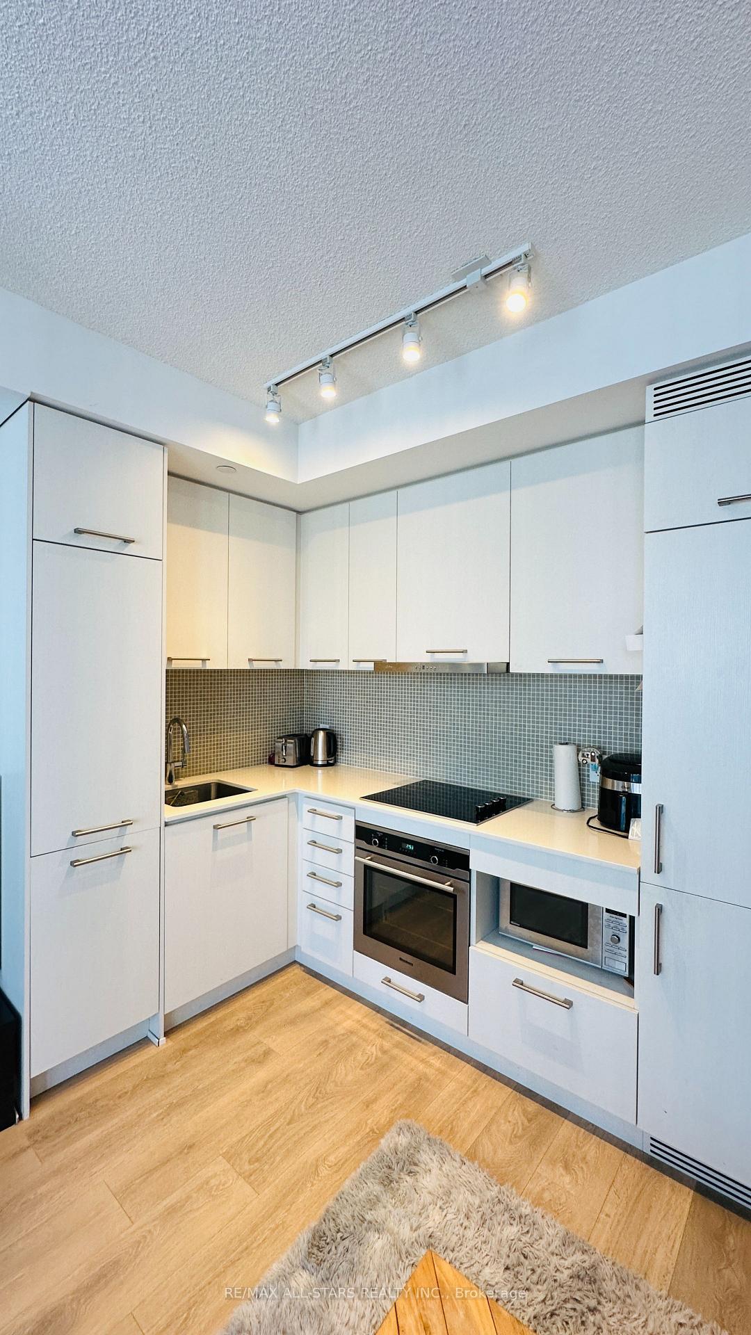 Photo 5 of Unit 3608, 87 Peter Street, Toronto, Waterfront Communities — HOMEH