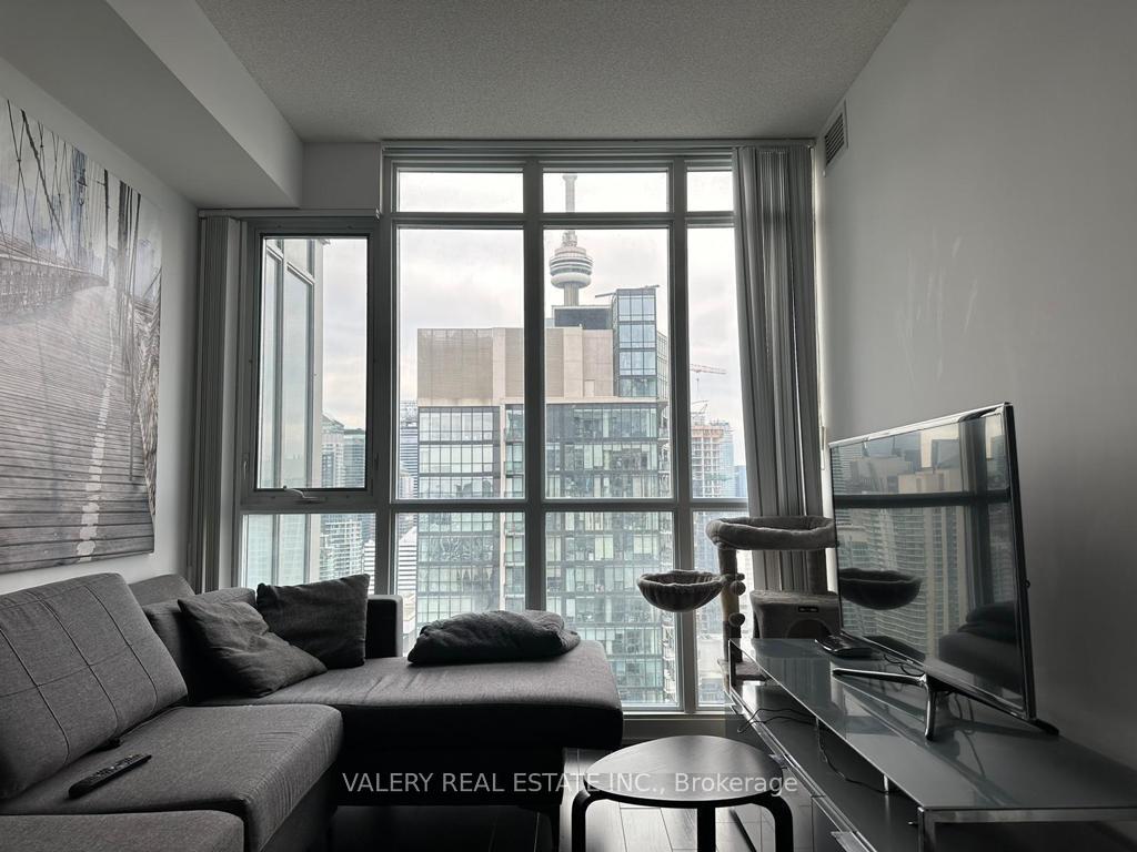 Photo 5 of Unit 4103, 15 Iceboat Terrace, Toronto, Waterfront Communities — HOMEH