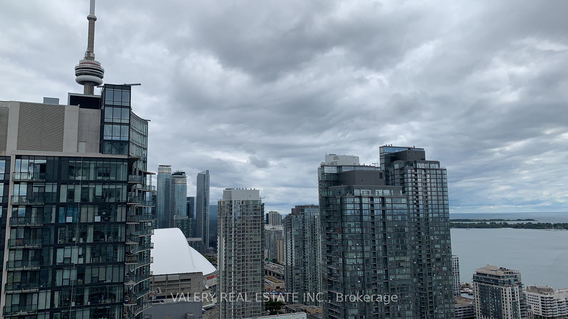 Photo 7 of Unit 4103, 15 Iceboat Terrace, Toronto, Waterfront Communities — HOMEH