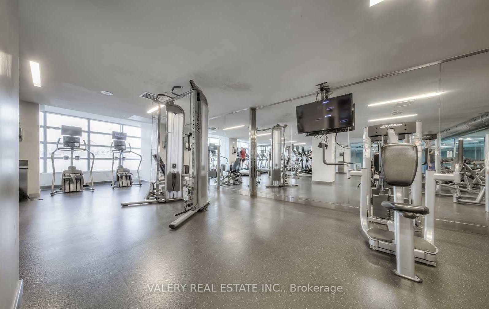 Photo 9 of Unit 4103, 15 Iceboat Terrace, Toronto, Waterfront Communities — HOMEH