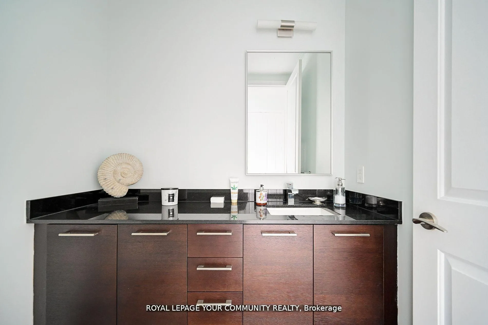 Photo 8 of Unit Ph 35, 21 Balmuto Street, Toronto, Bay Street Corridor — HOMEH