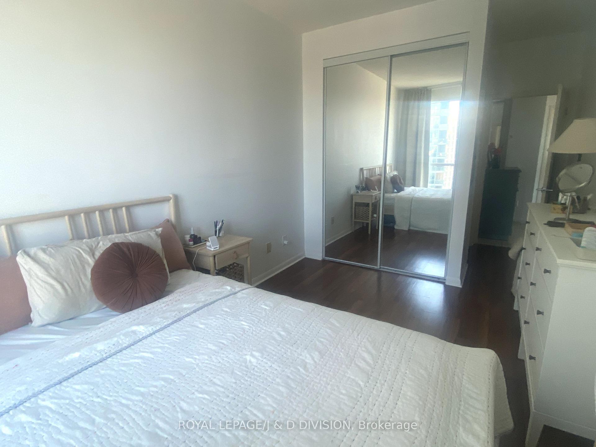 Photo 10 of Unit 3403, 219 Fort York Boulevard, Toronto, Niagara — HOMEH