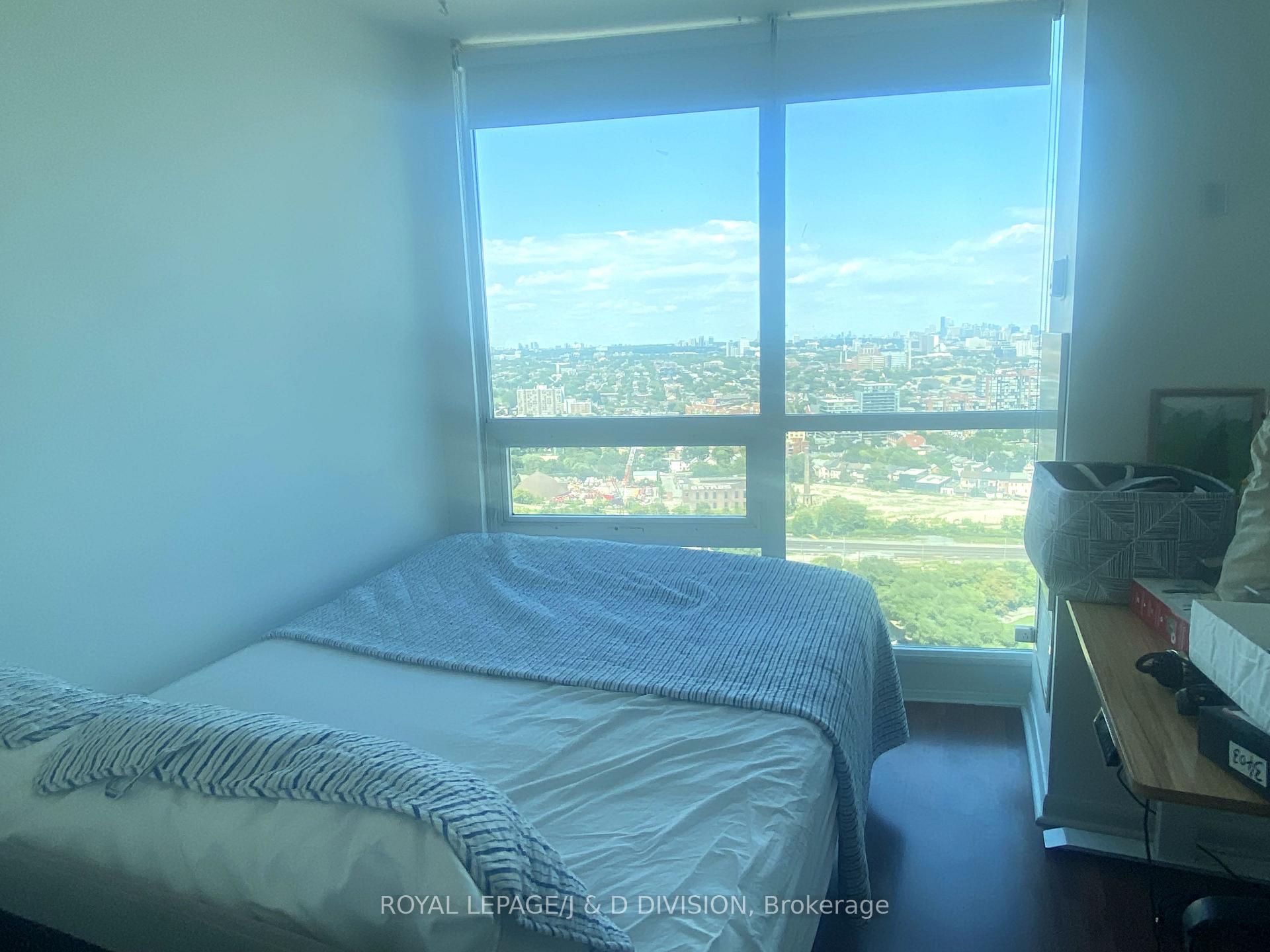 Photo 11 of Unit 3403, 219 Fort York Boulevard, Toronto, Niagara — HOMEH