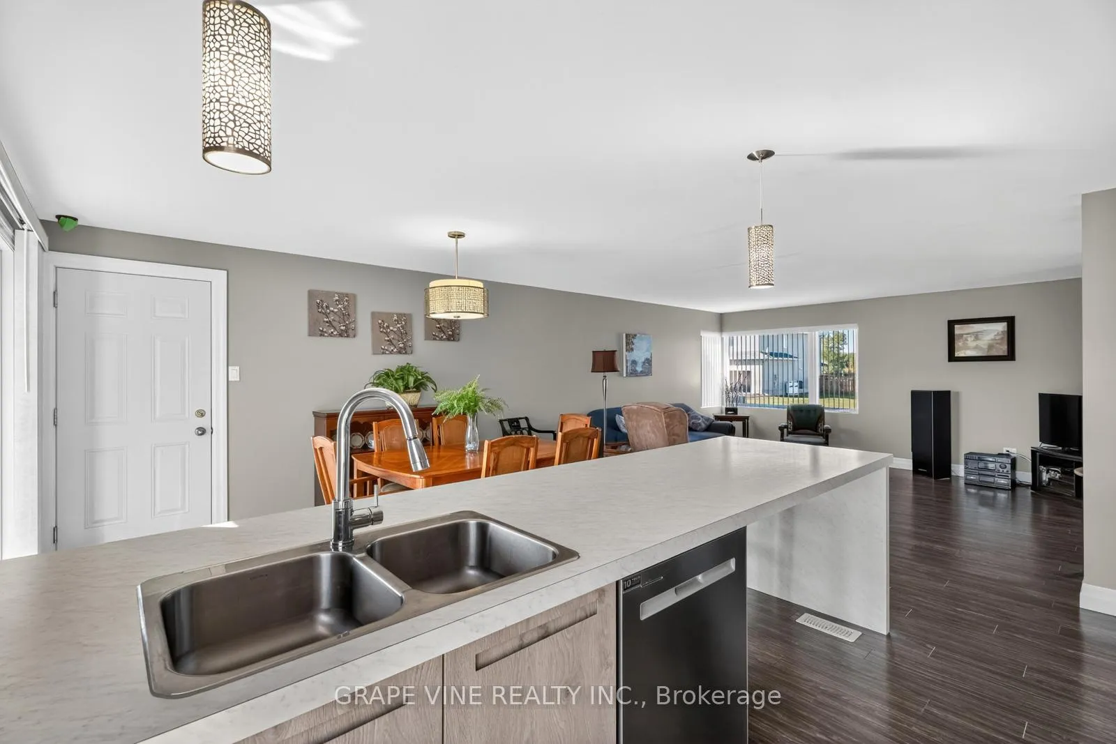 Photo 23 of 18 Calco Crescent, North Stormont, North Stormont (Roxborough) Twp — HOMEH