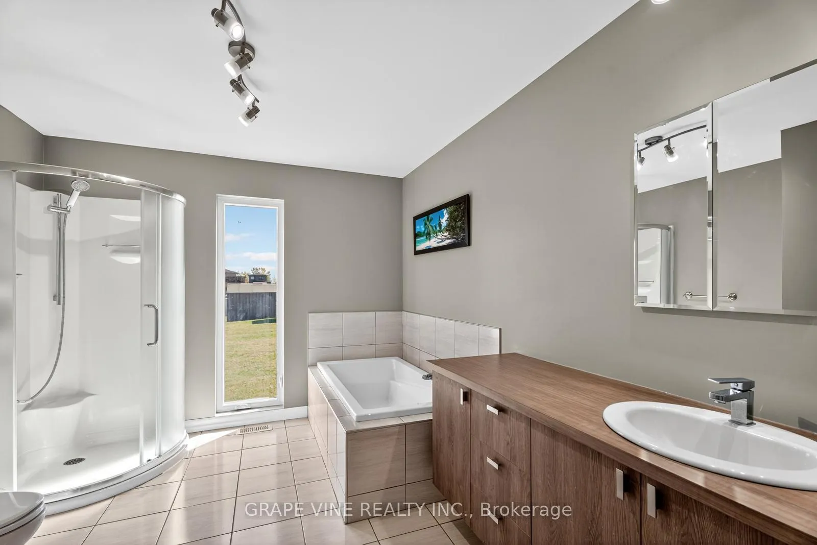 Photo 26 of 18 Calco Crescent, North Stormont, North Stormont (Roxborough) Twp — HOMEH