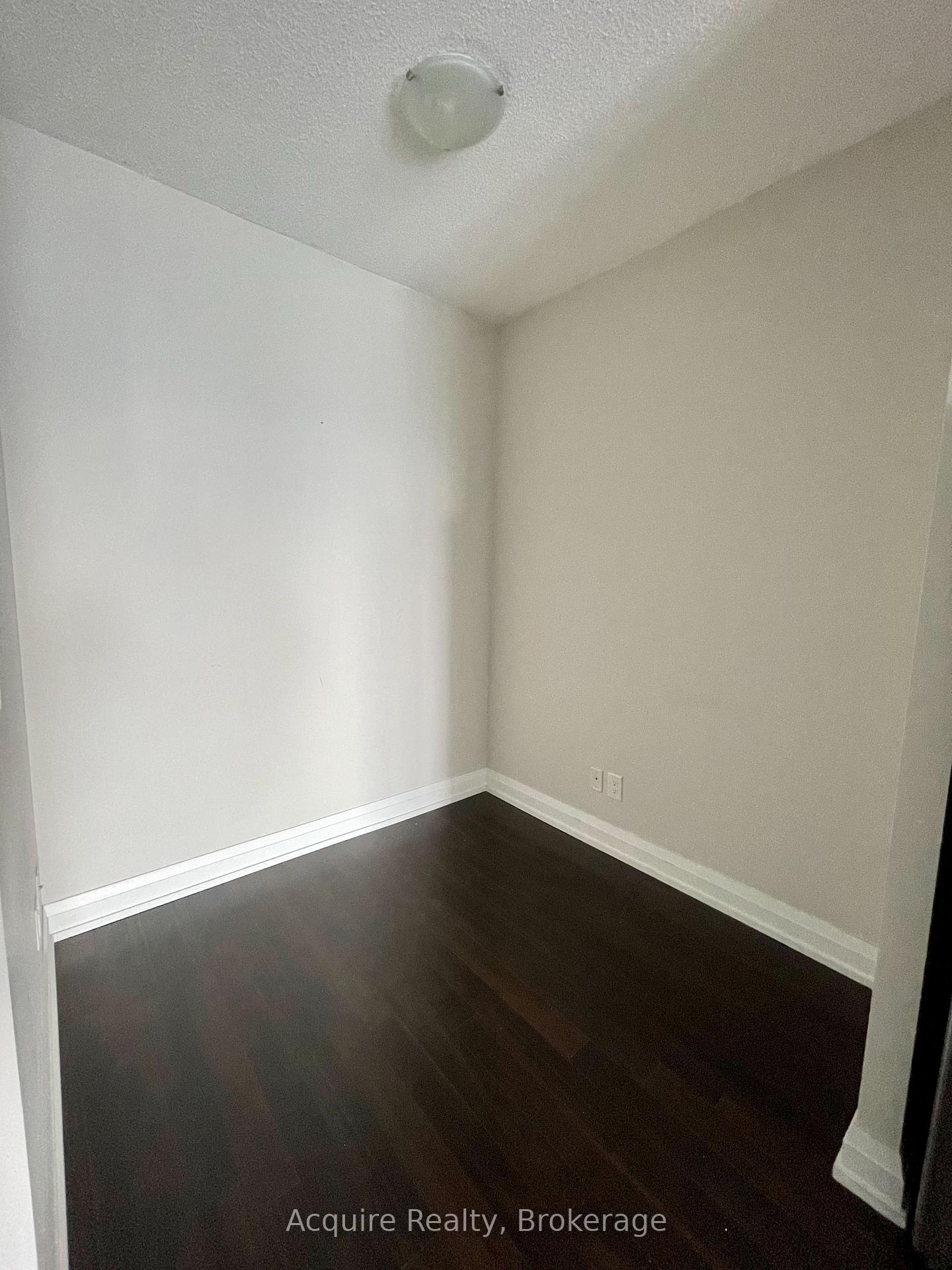 Photo 3 of Unit 2009, 7171 Yonge Street, Markham, Thornhill — HOMEH