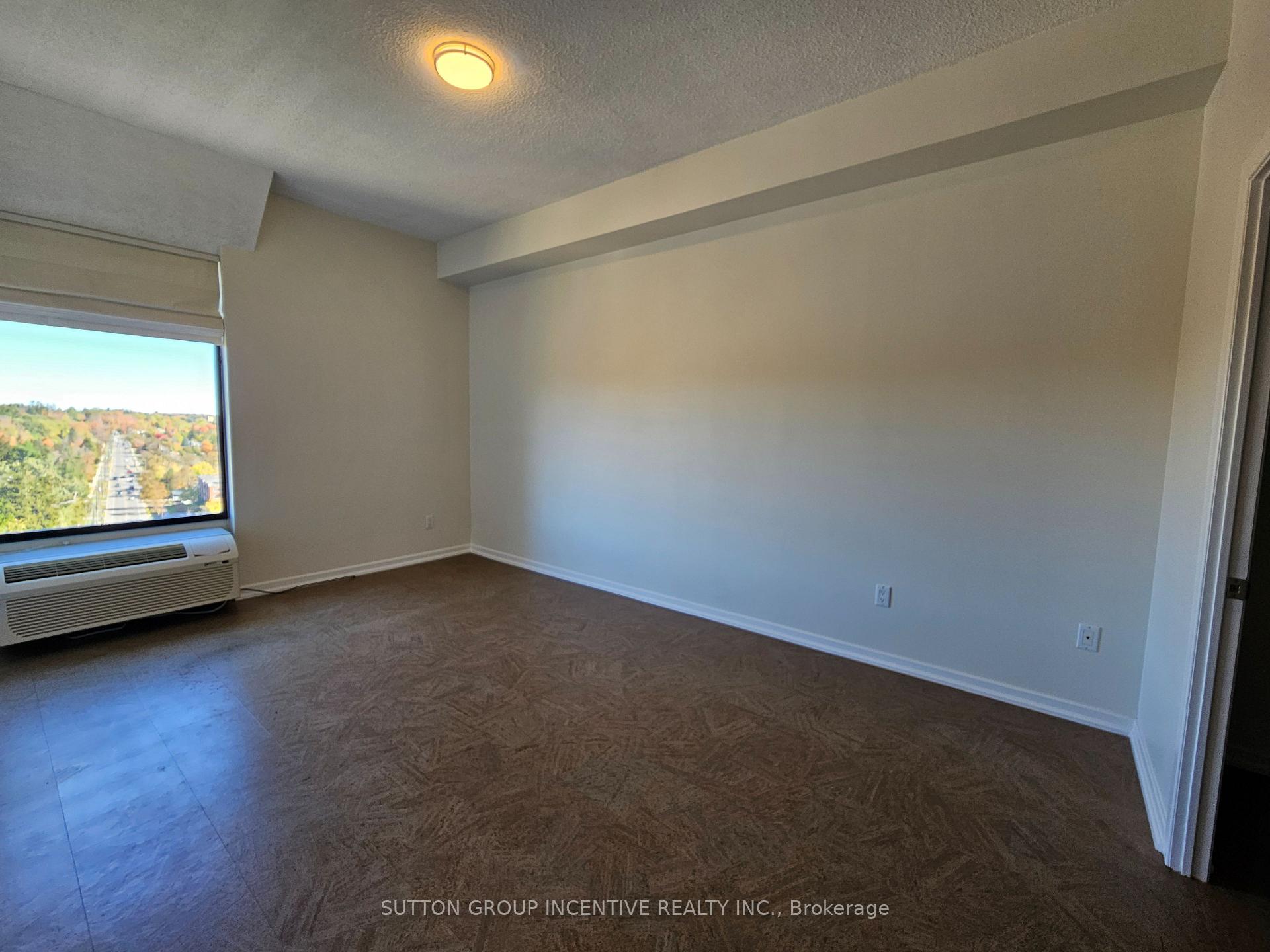 Photo 14 of Unit PH-1503, 181 Collier Street, Barrie, North Shore — HOMEH