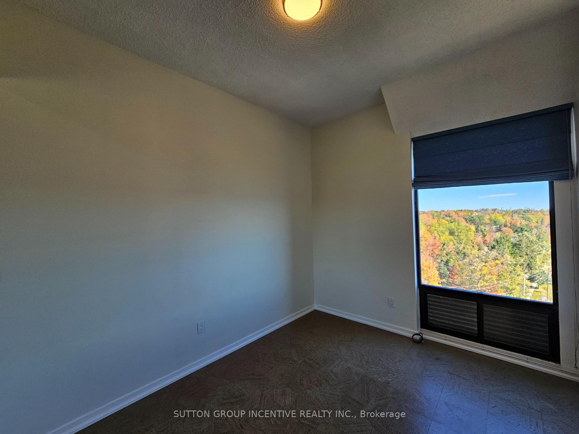 Photo 17 of Unit PH-1503, 181 Collier Street, Barrie, North Shore — HOMEH