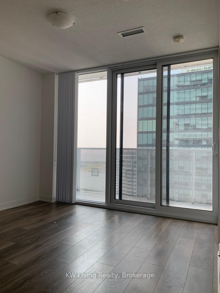 Photo 3 of Unit 3901, 88 Harbour Street, Toronto, Waterfront Communities — HOMEH