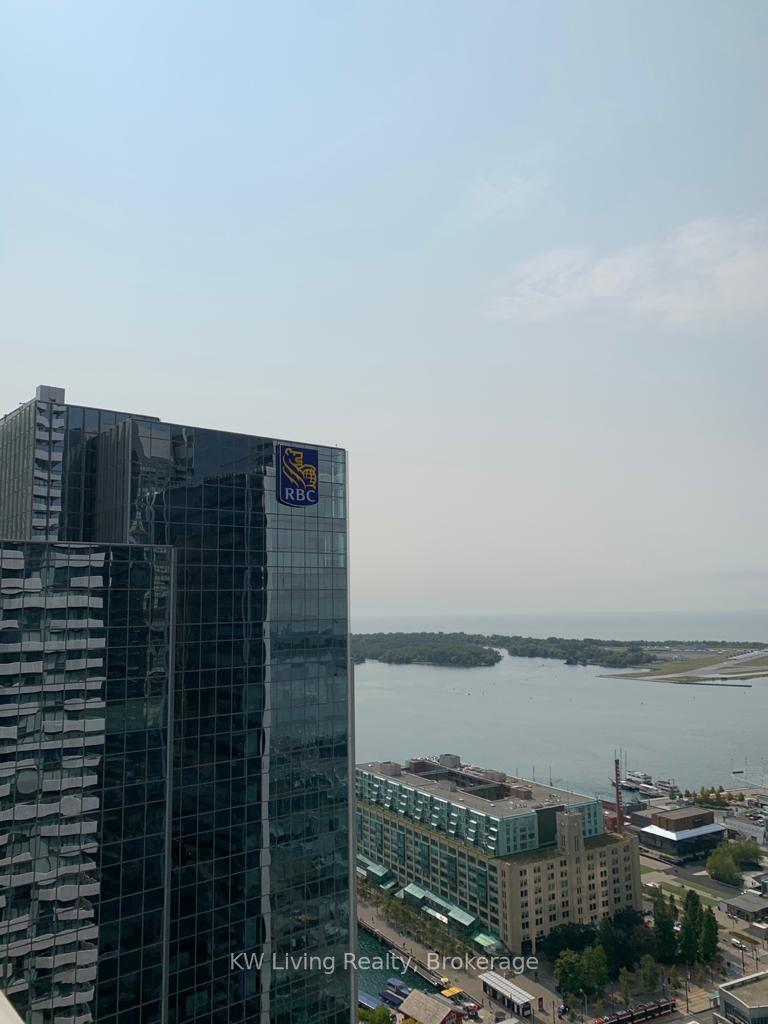 Photo 12 of Unit 3901, 88 Harbour Street, Toronto, Waterfront Communities — HOMEH