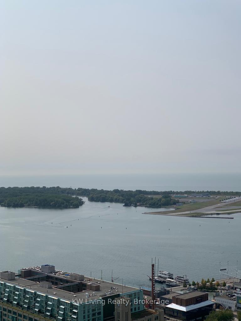 Photo 13 of Unit 3901, 88 Harbour Street, Toronto, Waterfront Communities — HOMEH