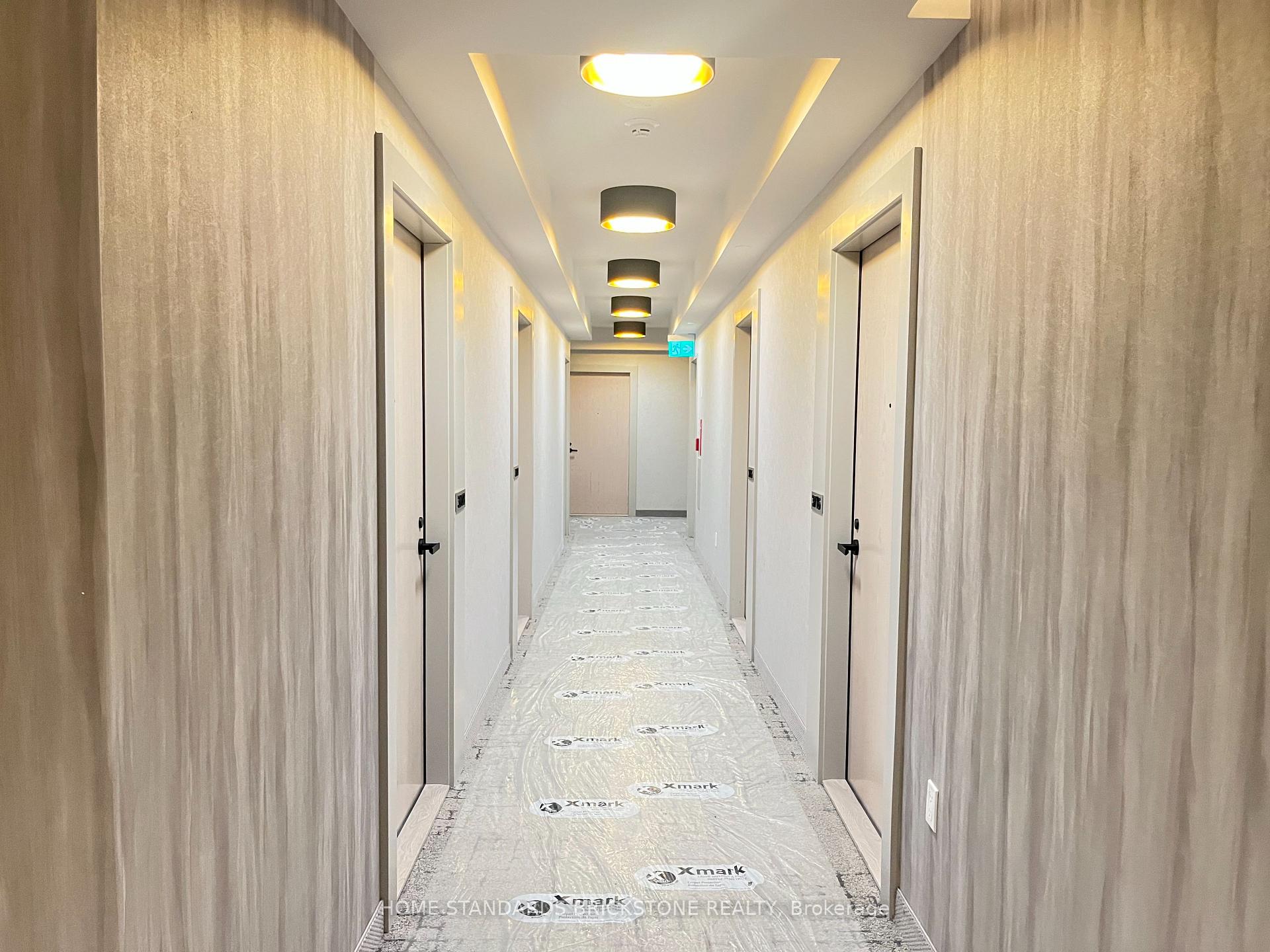 Photo 2 of Unit 3715, 28 Interchange Way, Vaughan, Vaughan Corporate Centre — HOMEH