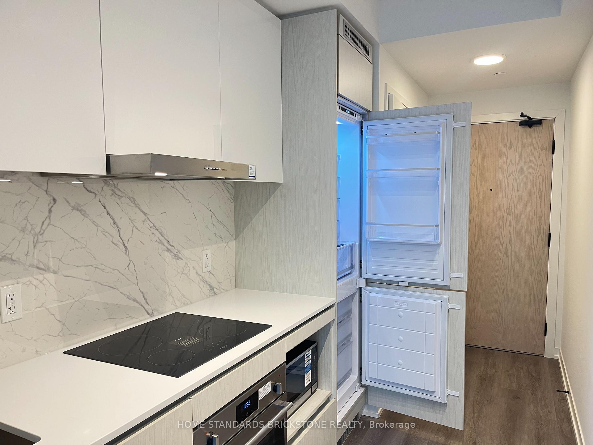 Photo 7 of Unit 3715, 28 Interchange Way, Vaughan, Vaughan Corporate Centre — HOMEH