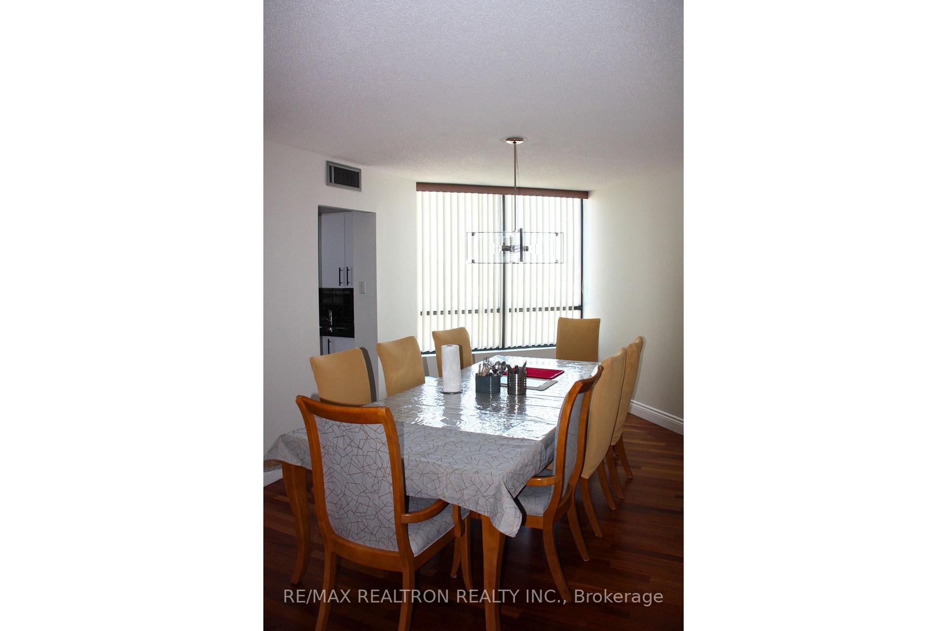 Photo 2 of Unit 1603, 7460 Bathurst Street, Vaughan, Brownridge — HOMEH