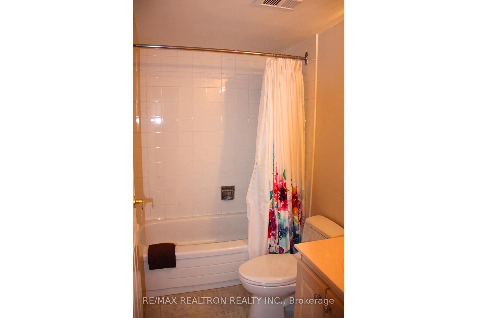 Photo 12 of Unit 1603, 7460 Bathurst Street, Vaughan, Brownridge — HOMEH