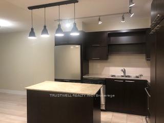 Photo 2 of Unit 202, 39 Galleria Parkway, Markham, Commerce Valley — HOMEH